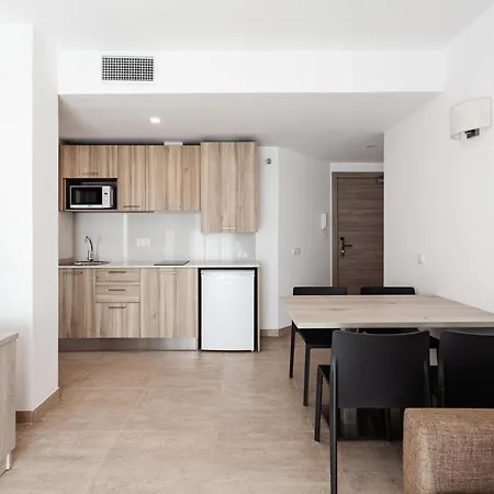 Apartment Blanco Y Negro - Recien Reformado *