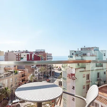 Blanco Y Negro - Recien Reformado Apartamento Lloret de Mar