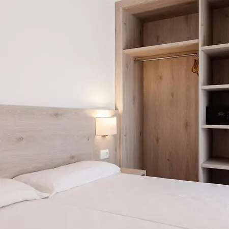 Blanco Y Negro - Recien Reformado Apartamento
